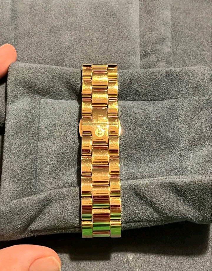 Michele Jetway Diamond and mother of Pearl Gold tone Womens - Adams, New York - FleaMarketBay