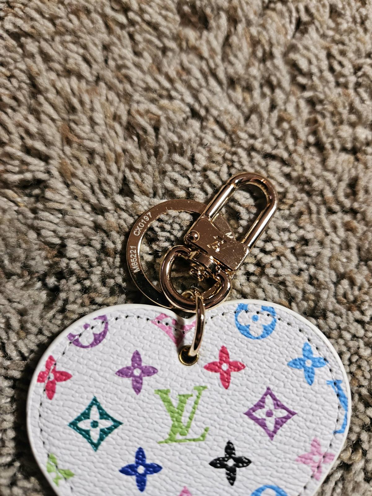 Louis vuitton multicolor heart Keychain - Abington, Pennsylvania - FleaMarketBay