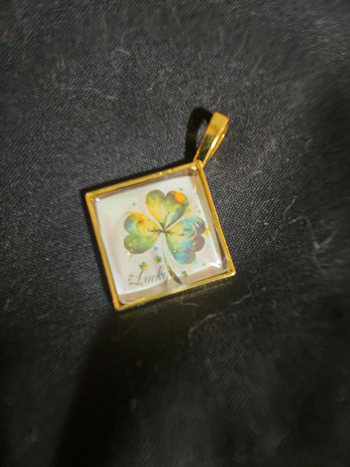 lucky clover keychain or pendant