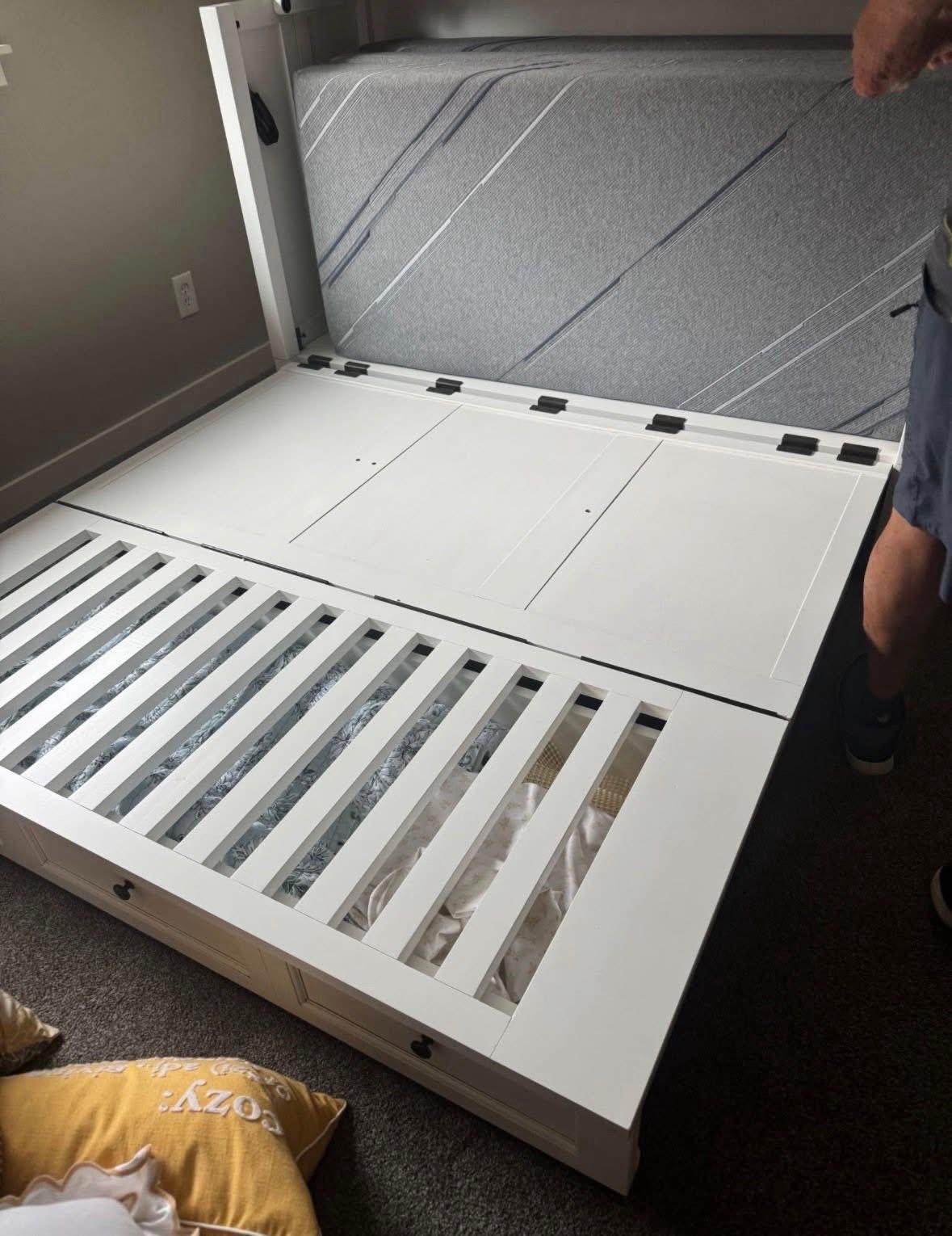 Murphy Bed - Dallas, Texas - FleaMarketBay