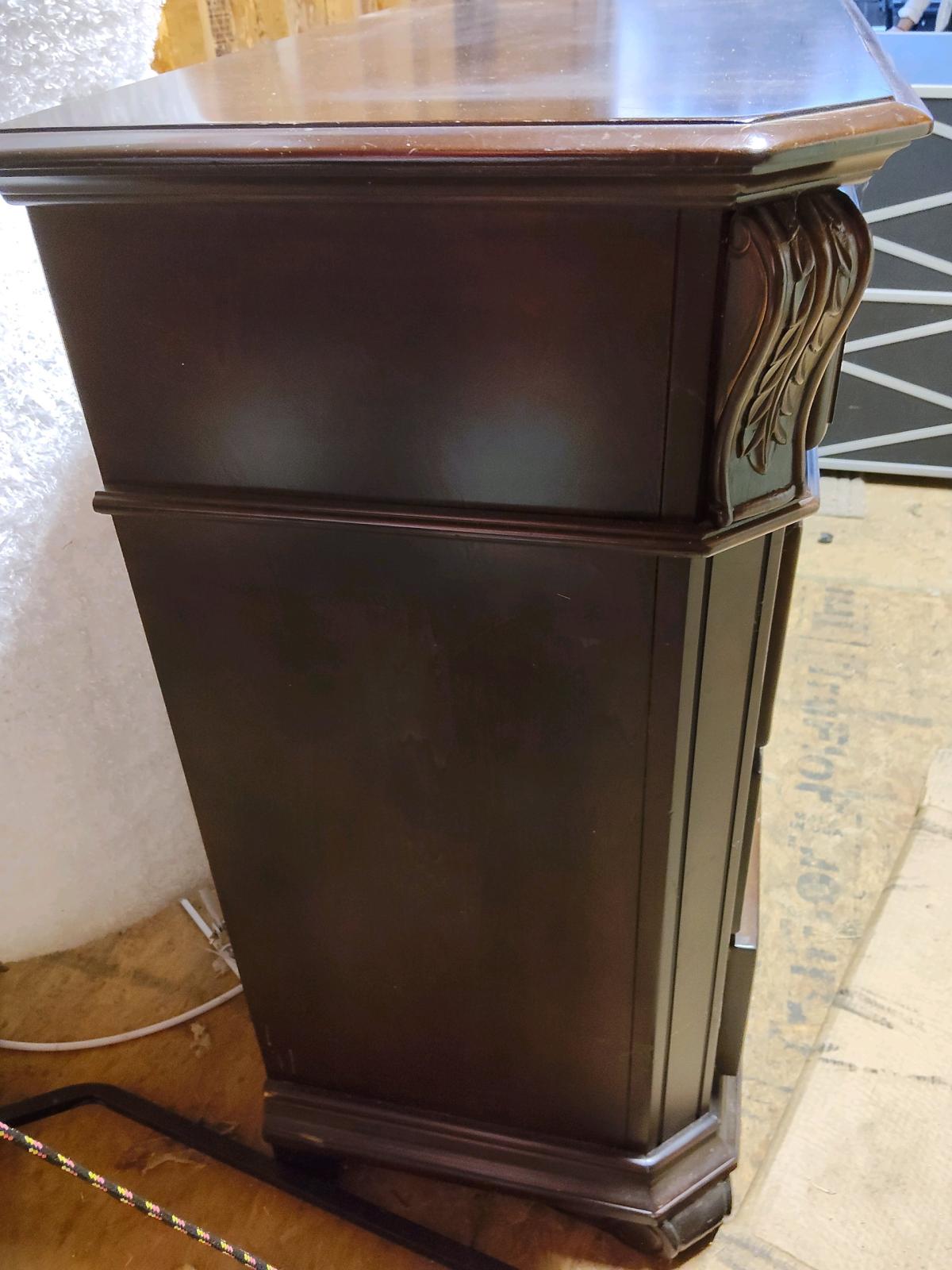 Elegant Drawer - San Antonio, Texas - FleaMarketBay