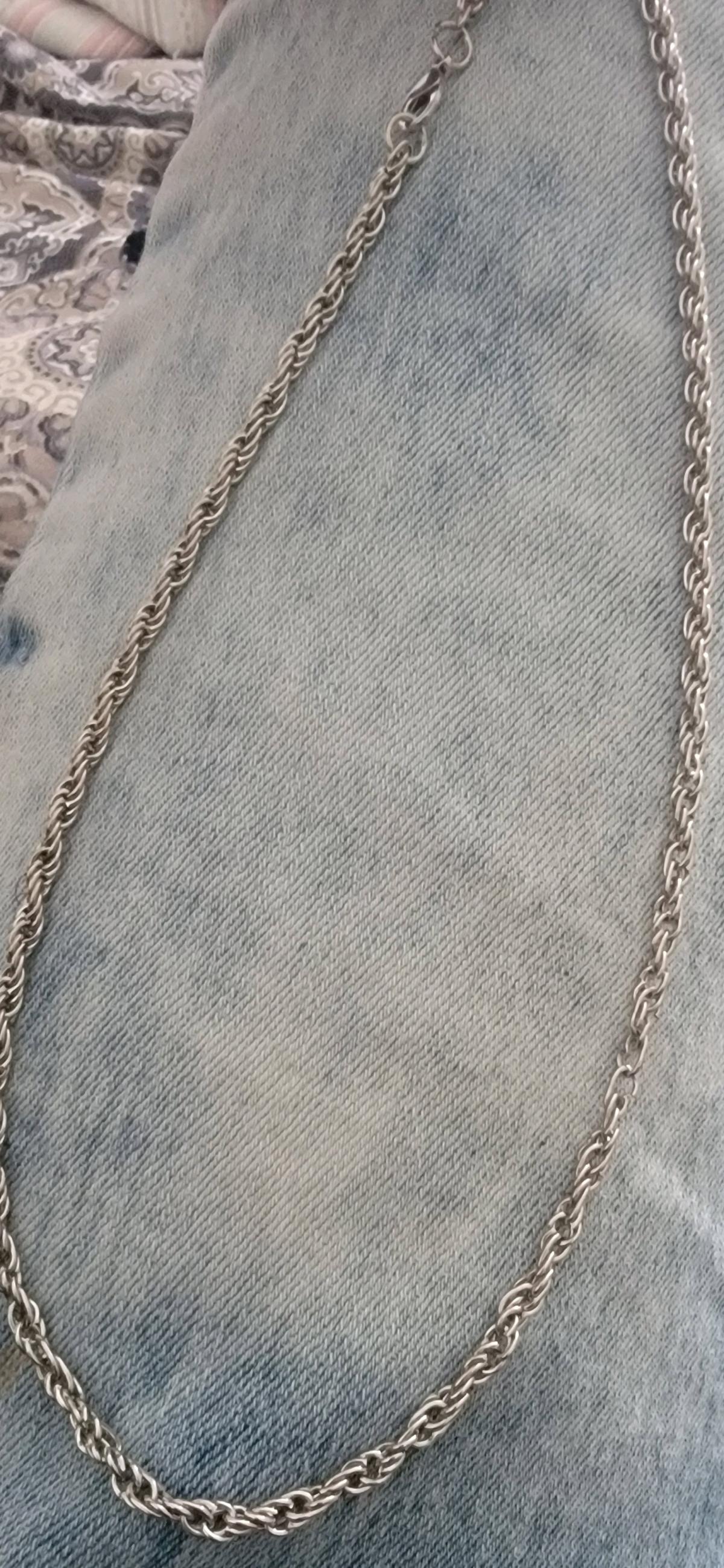 silver Kenzo lobster clasp chain