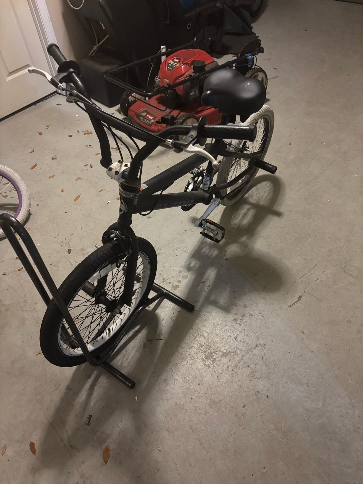 regular bike - Day, Florida