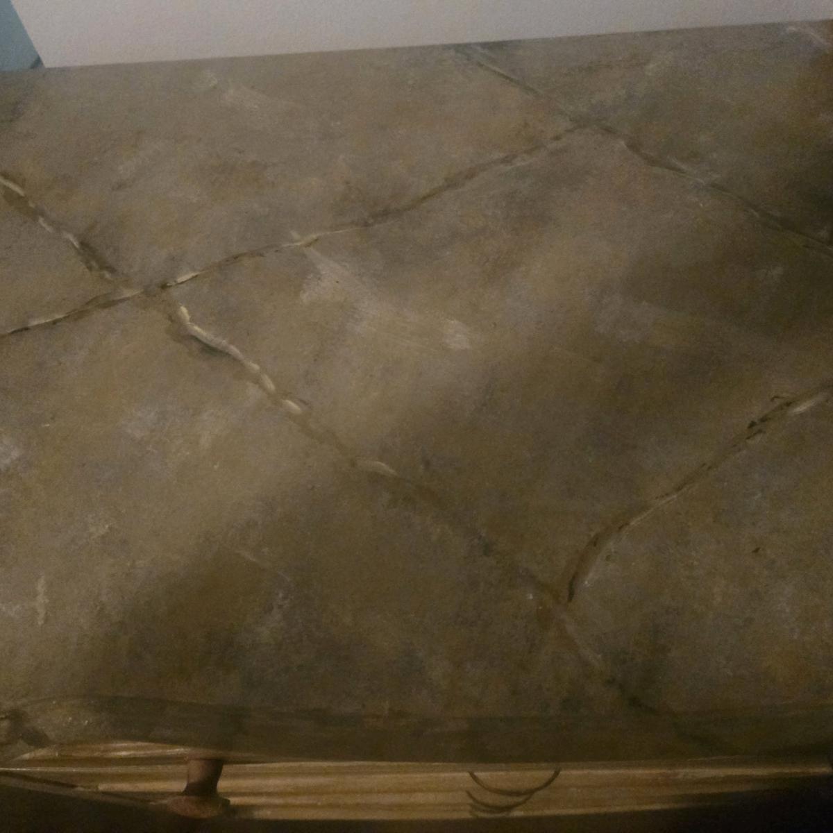 dresser marbling painting on top woodgrain draws and side - Alicia, Arkansas - FleaMarketBay