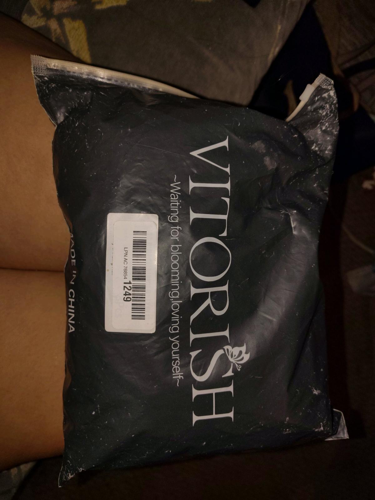 Victorish hair bundles with sewing kit