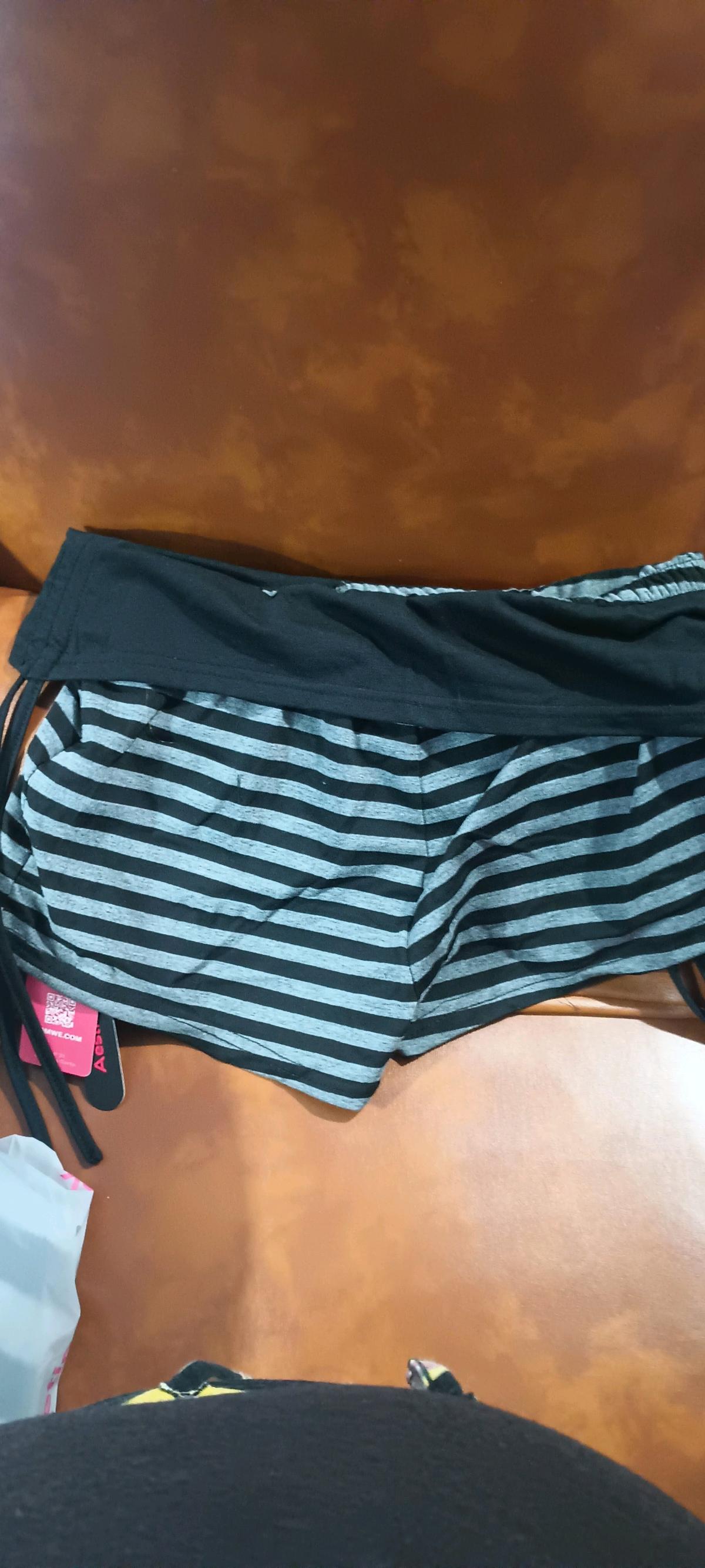 brand new shorts shein with tags size L