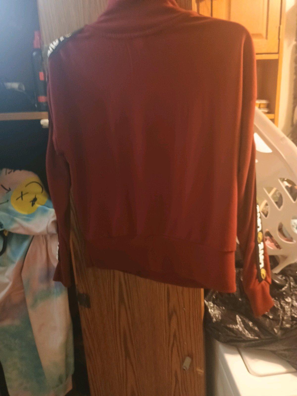 2 sweatshirts 15 - Moundsville, West Virginia - FleaMarketBay