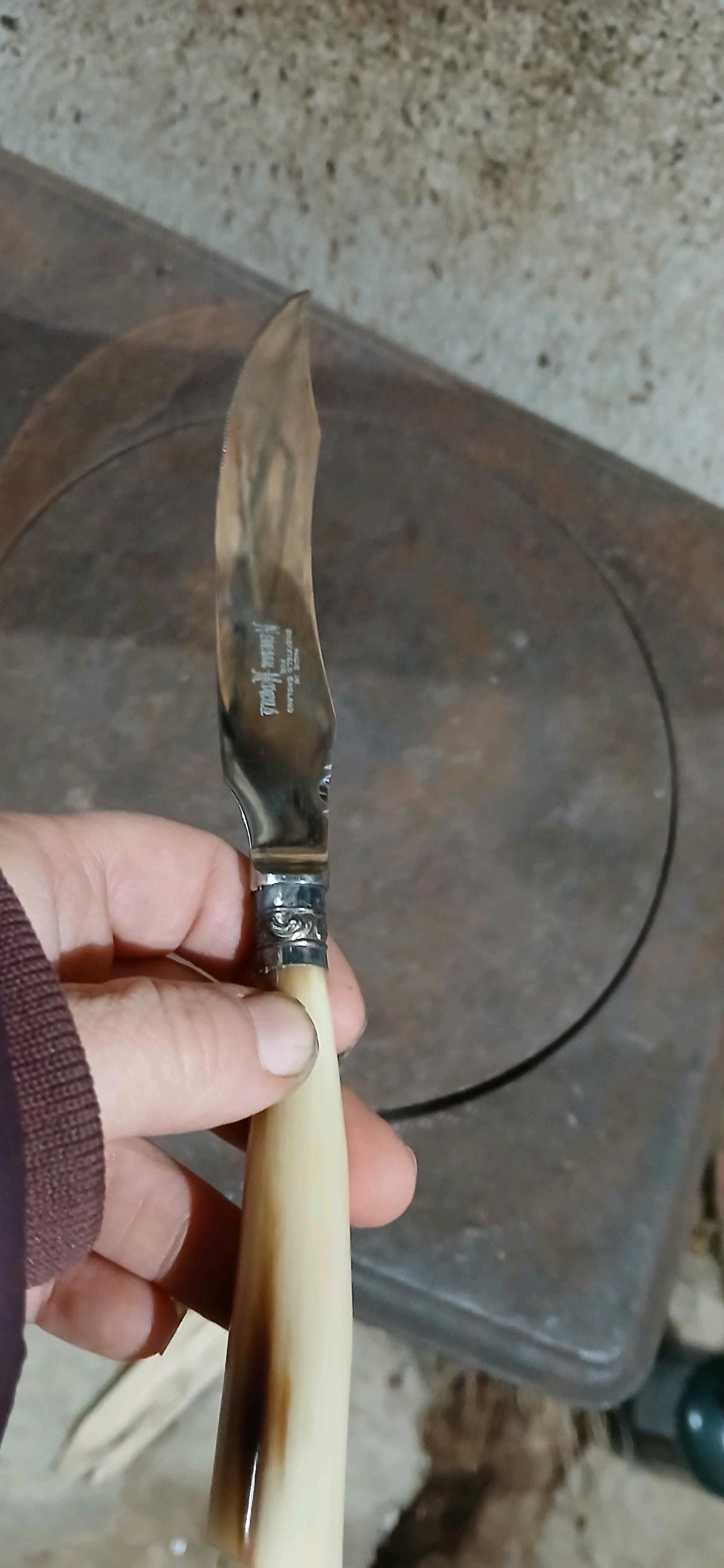 Neiman Marcus steak knives in case early 1900s - Moses Lake, Washington - FleaMarketBay