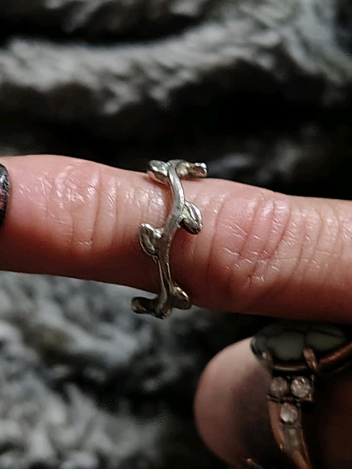 rings - Advent, West Virginia - FleaMarketBay