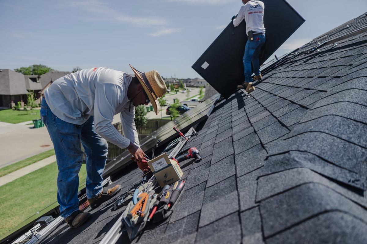 roofing solar - Mesquite, Texas - FleaMarketBay