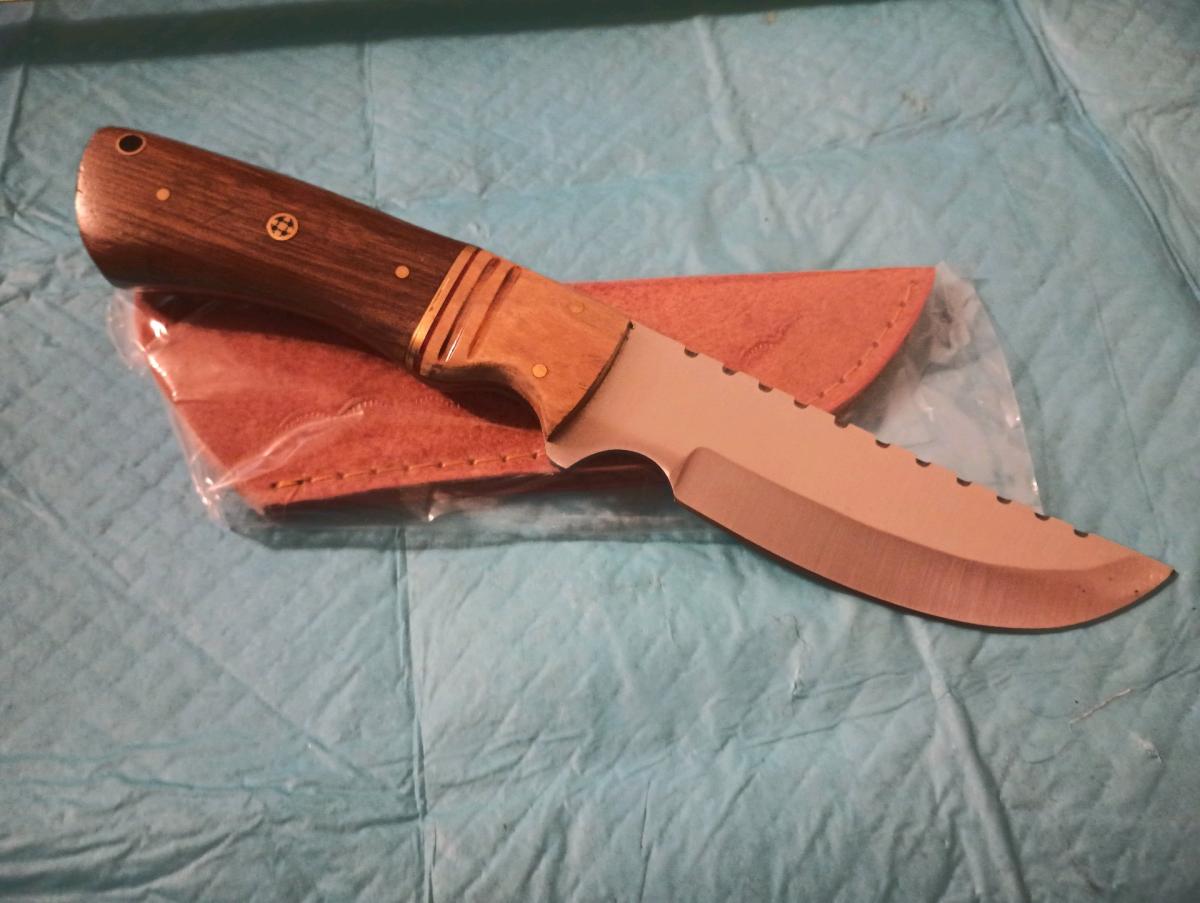 11in knife with leather sheath