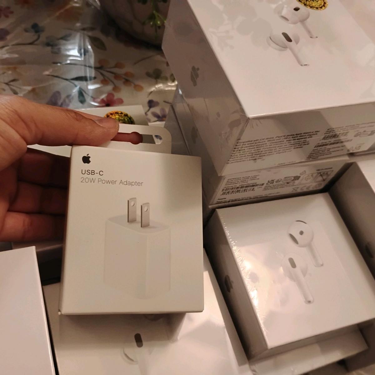 Airpods 234 - Pleasant Hill, California - FleaMarketBay