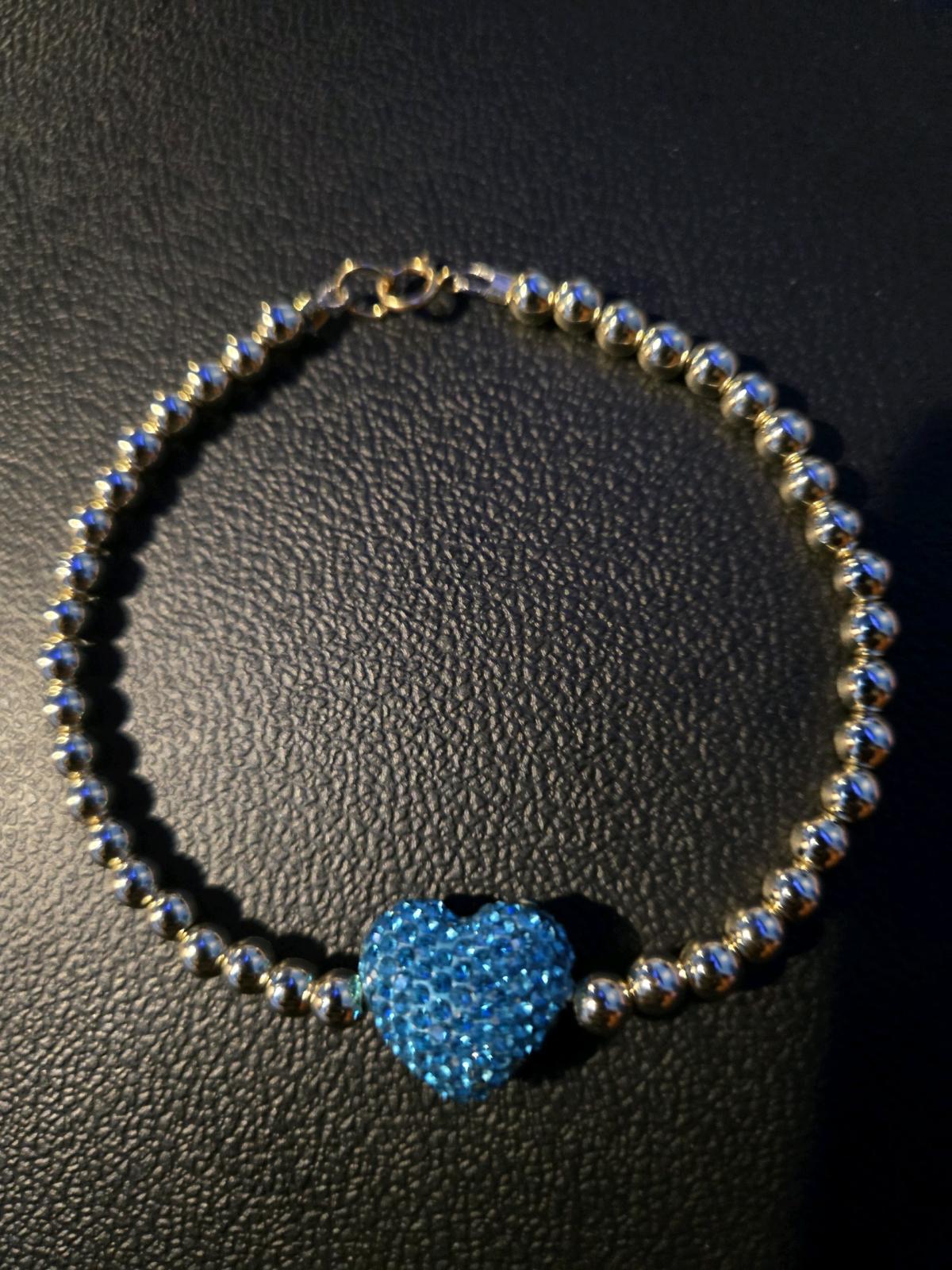 14kt Gold Filled Crystal Beaded Bracelet with blue Centered