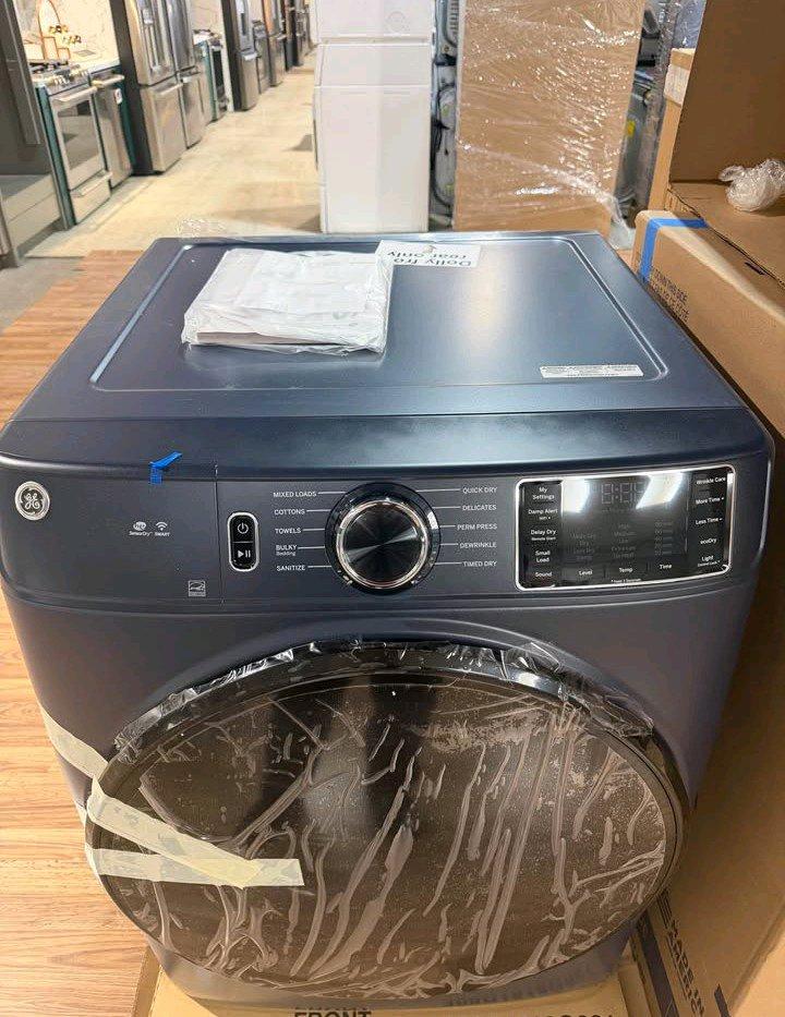 Brand New Open Box Discounted GE Electric Dryer 78 CU FT - Adams, New York