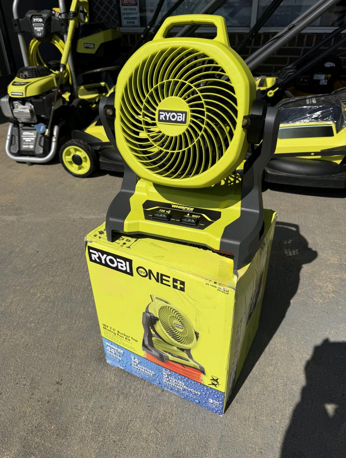 Ryobi 18v misting fan