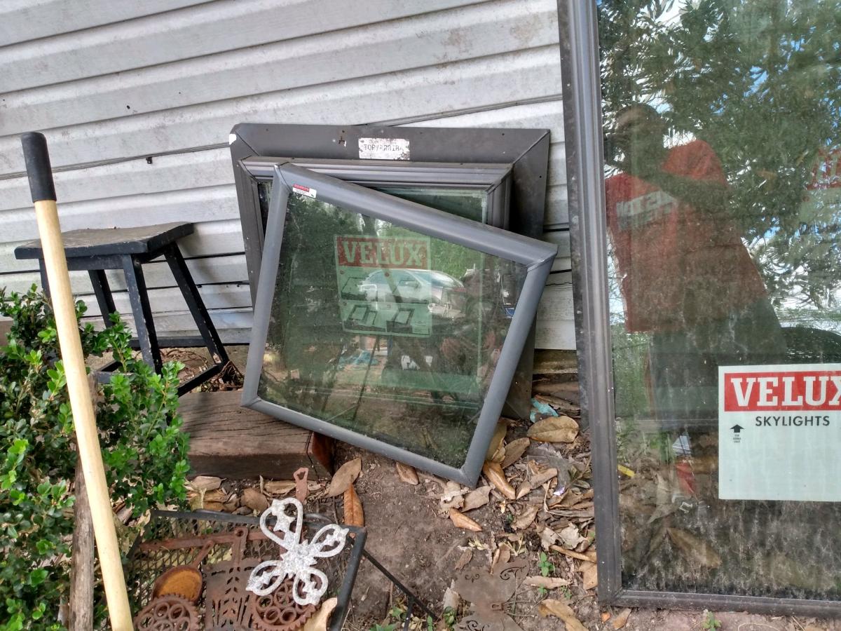 VELUX SKYLIGHTS NEW OPEN BOX NEVER INSTALLED - Sweeny, Texas - FleaMarketBay