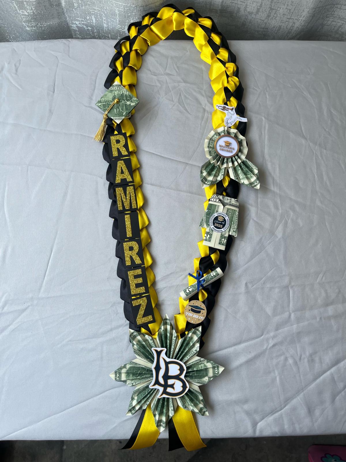 graduation leis - Anaheim, California - FleaMarketBay