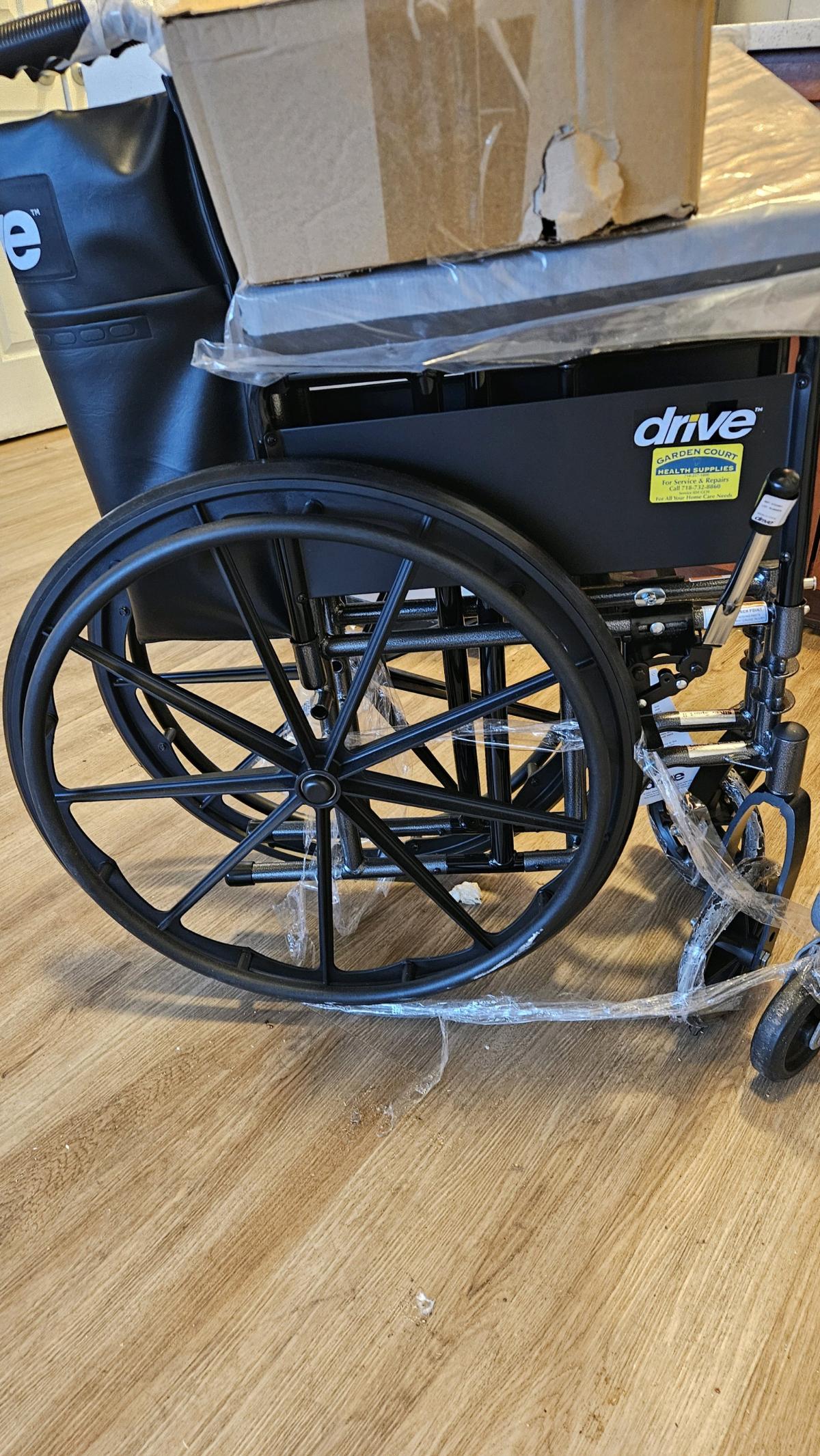 wheel chair - Queensbury, New York - FleaMarketBay