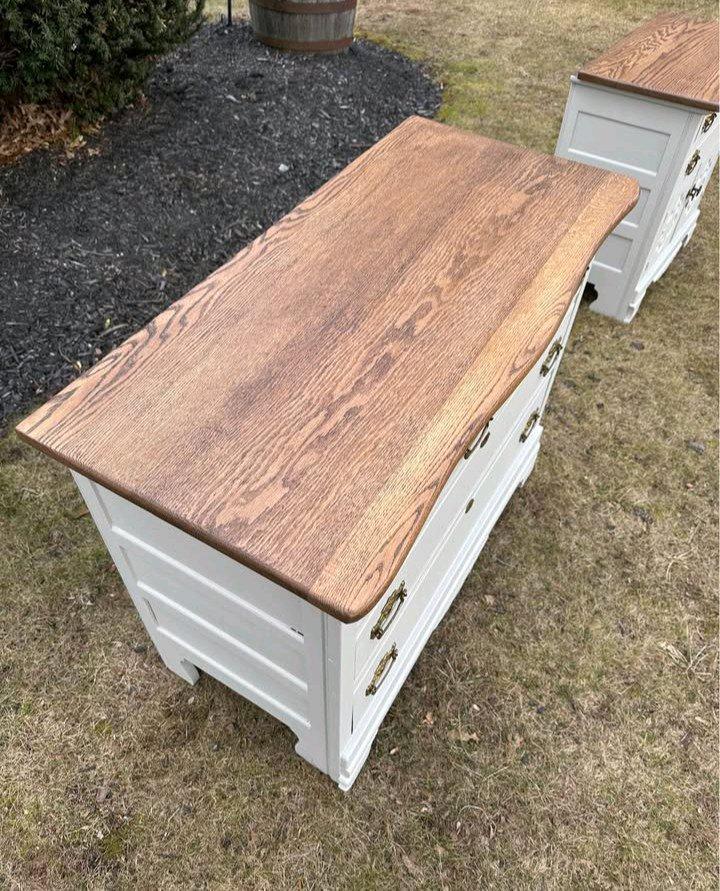 Antique 4 Drawer Dresser w Mirror  OffWhite - Adams, New York - FleaMarketBay