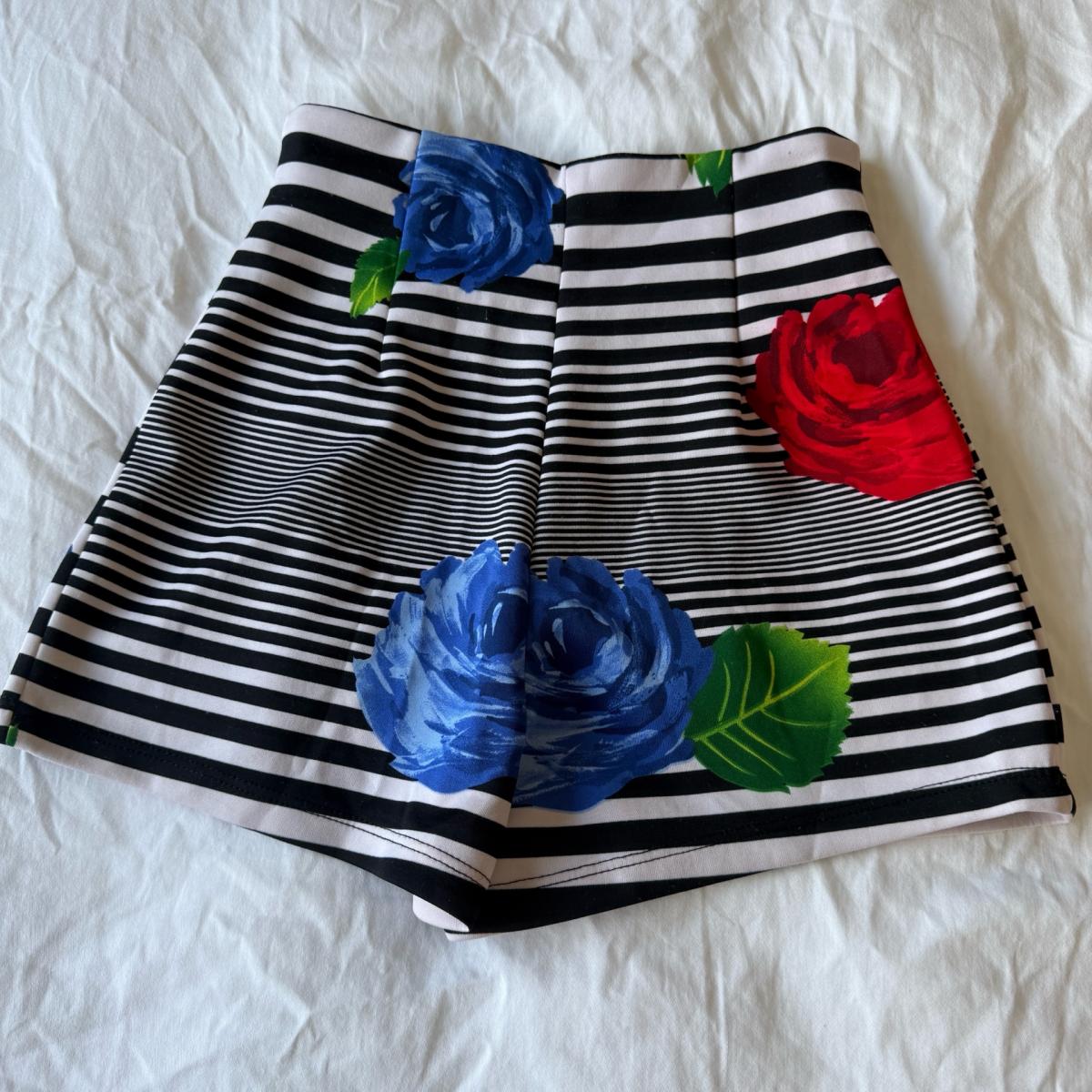 Chic Black  White Striped Floral Skort  High Waist  Red - Los Angeles, California