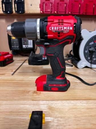 20 v craftsman brushless drill - Fresno, California