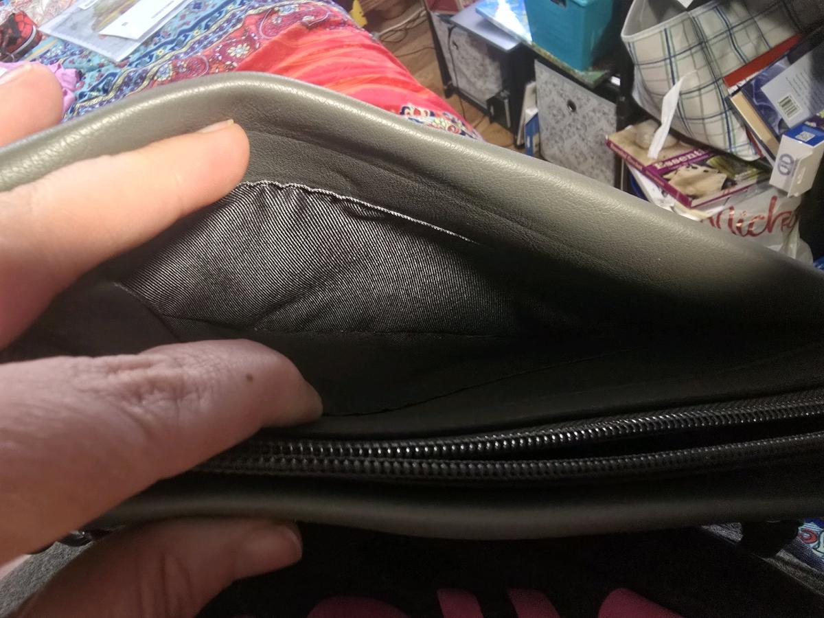 Vera Wang - Piedmont, South Carolina - FleaMarketBay