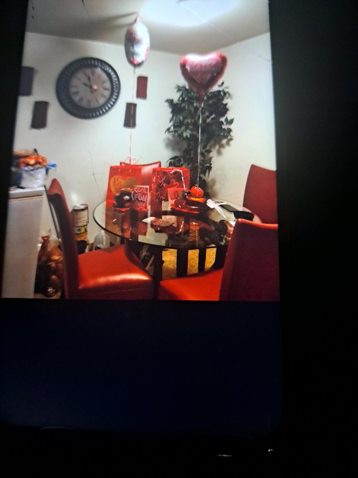 dinning room table - Champaign, Illinois