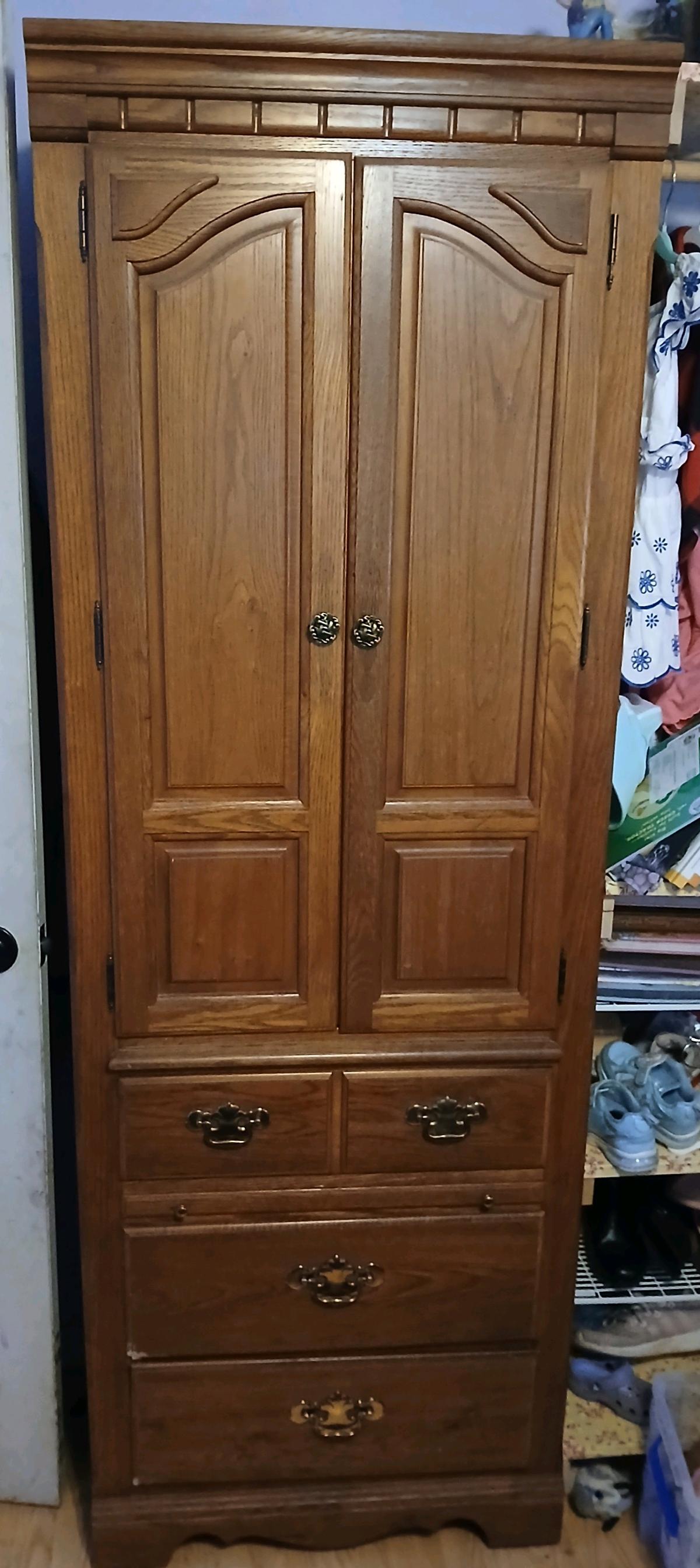 Thomasville dresser towers - Richfield, North Carolina