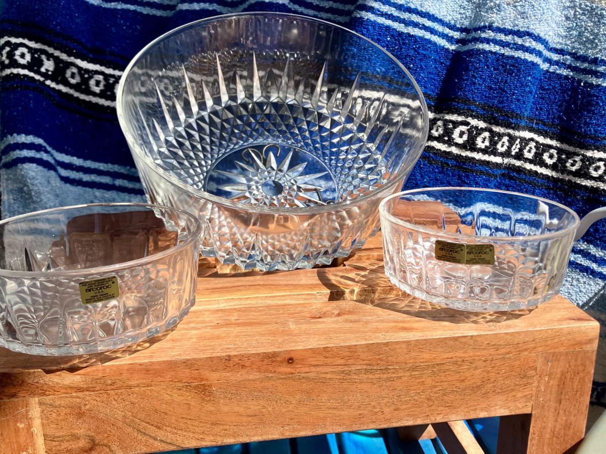 VINTAGE ORIGINAL BOX Cavalier Arcoroc Crystal 7 piece Bowls - Arvada, Colorado - FleaMarketBay