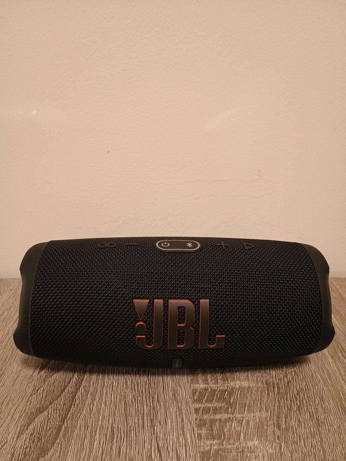 JBL speaker
