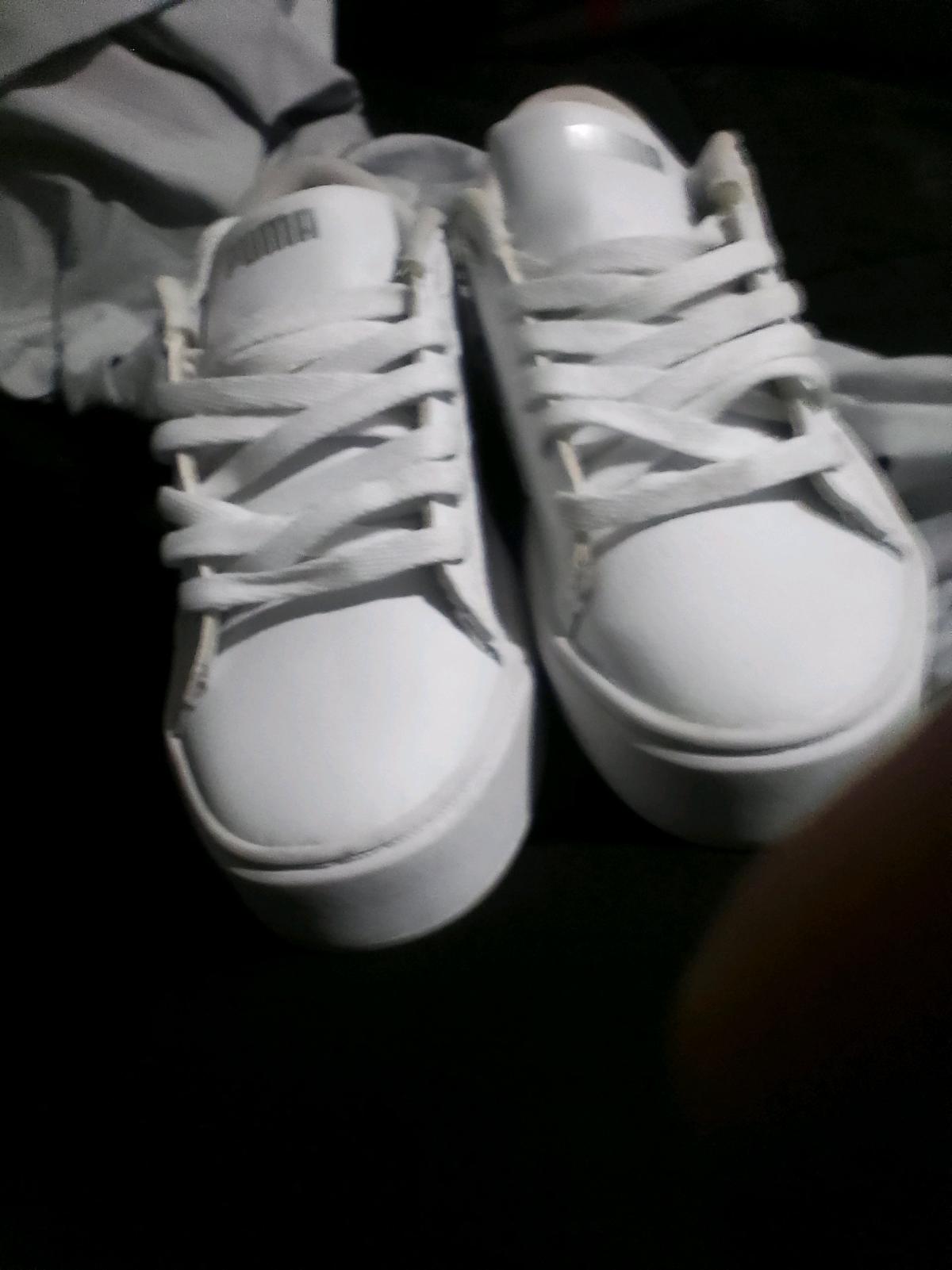 uma smash plateform v3 size 6 wemens - Independence, Missouri - FleaMarketBay