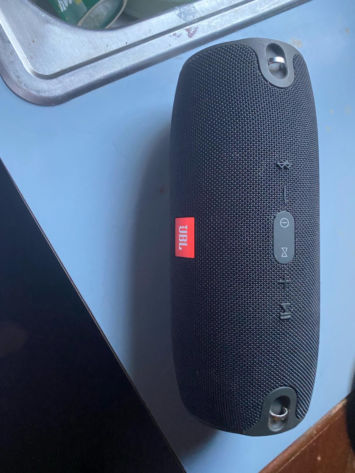 Jbl speaker