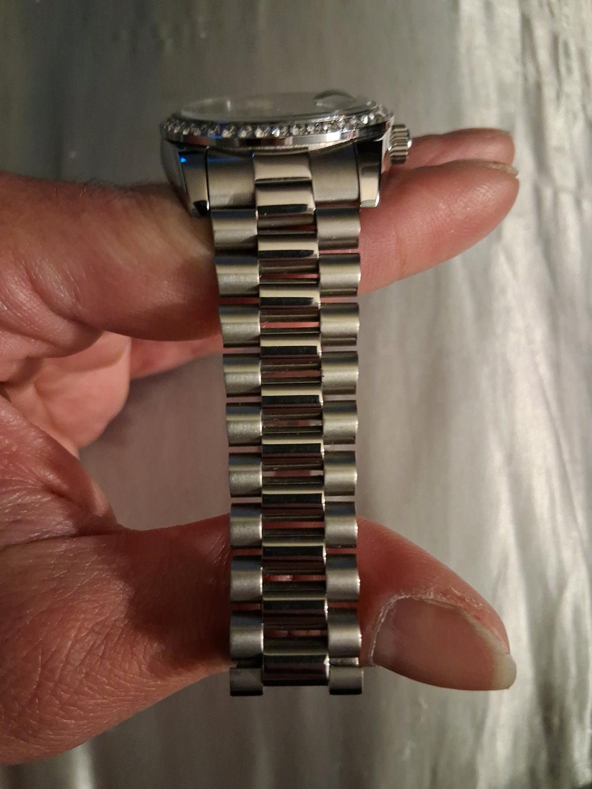 Rainbow Presidential Day Date Mens Watch - Buffalo, New York - FleaMarketBay