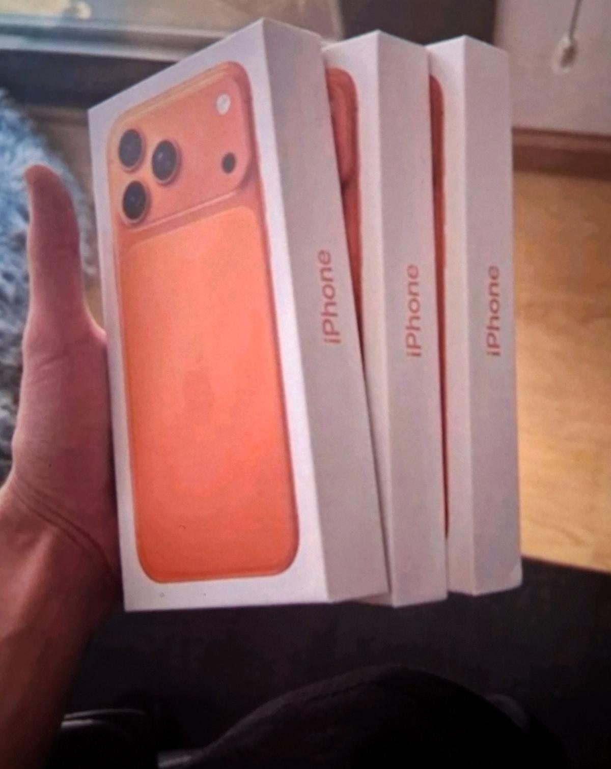 Iphone 17 Pro Max 2TB Unlocked - Buffalo, New York