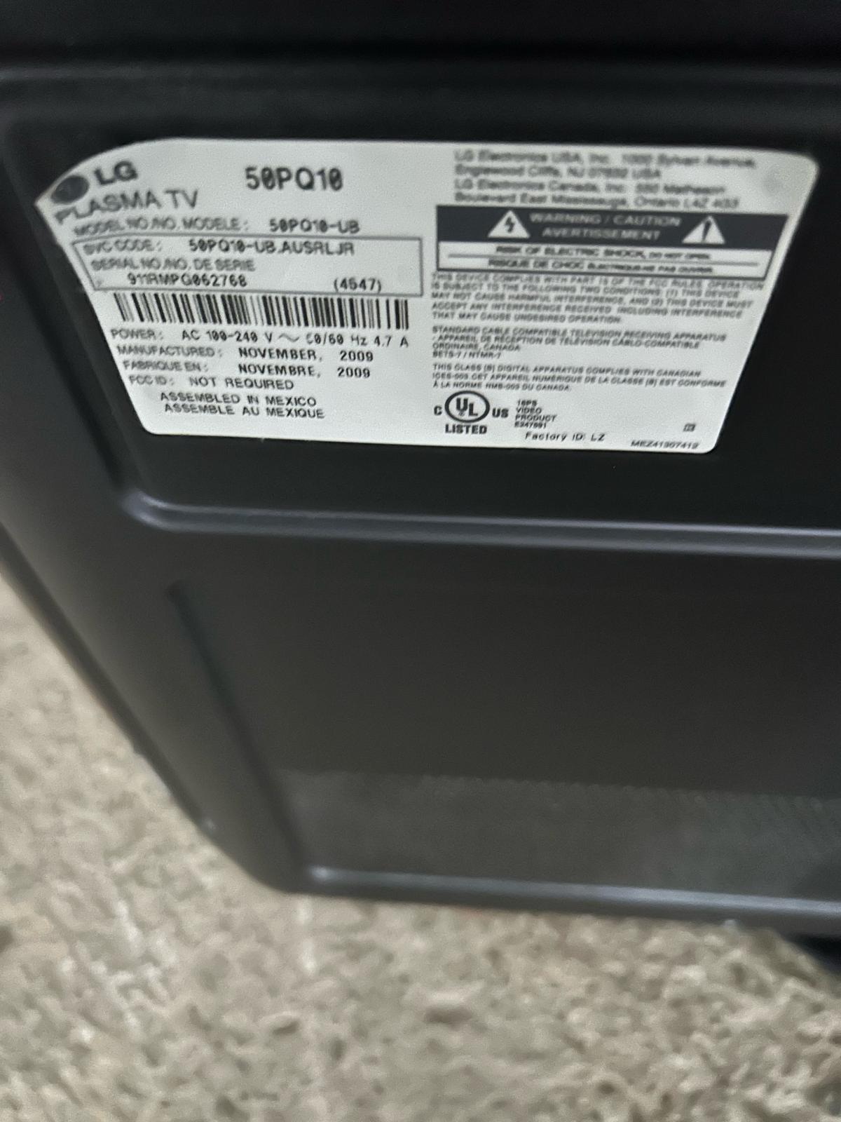 LG 50 Plasma TV black - Hackensack, New Jersey - FleaMarketBay