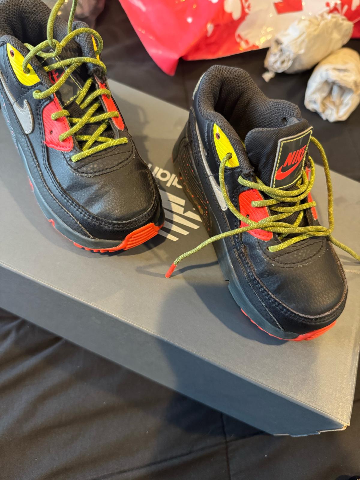 kids Nike sneakers - Brick, New Jersey - FleaMarketBay