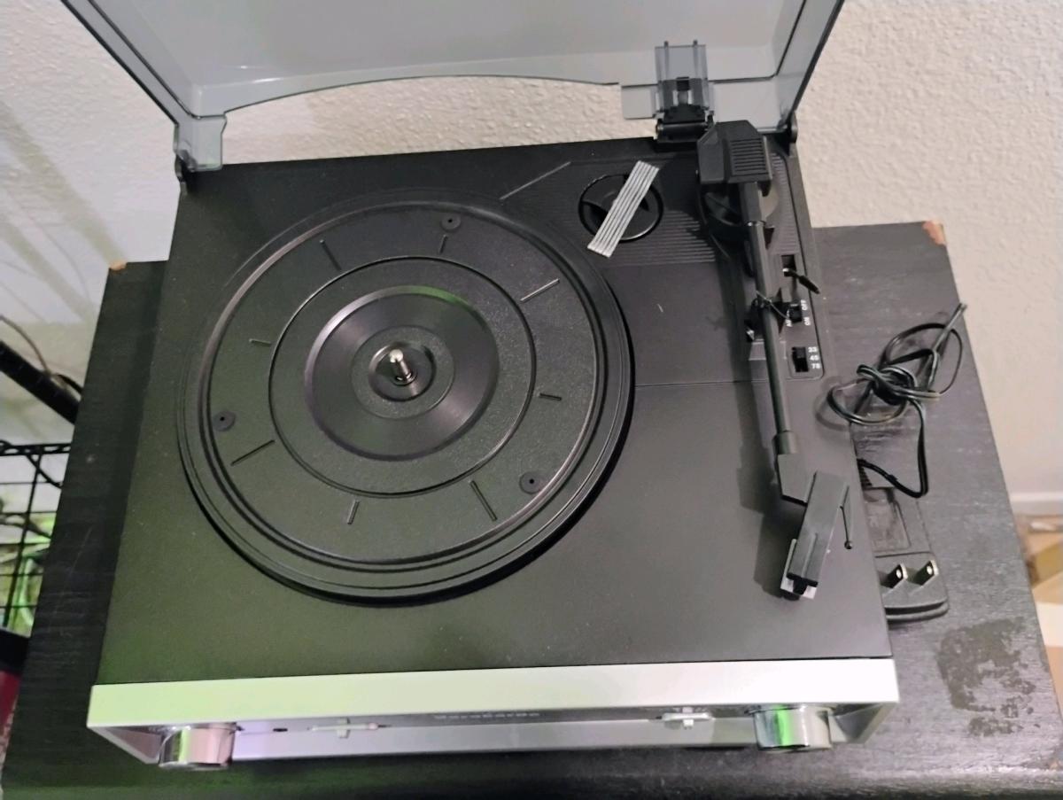 3speed turntable - Dallas, Texas - FleaMarketBay