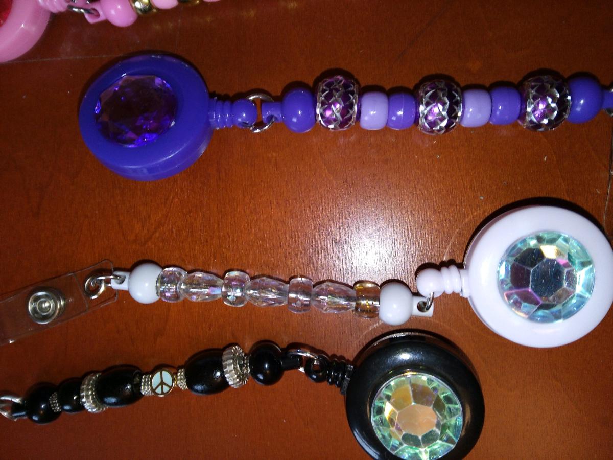 Badge reels - Niles, Ohio - FleaMarketBay