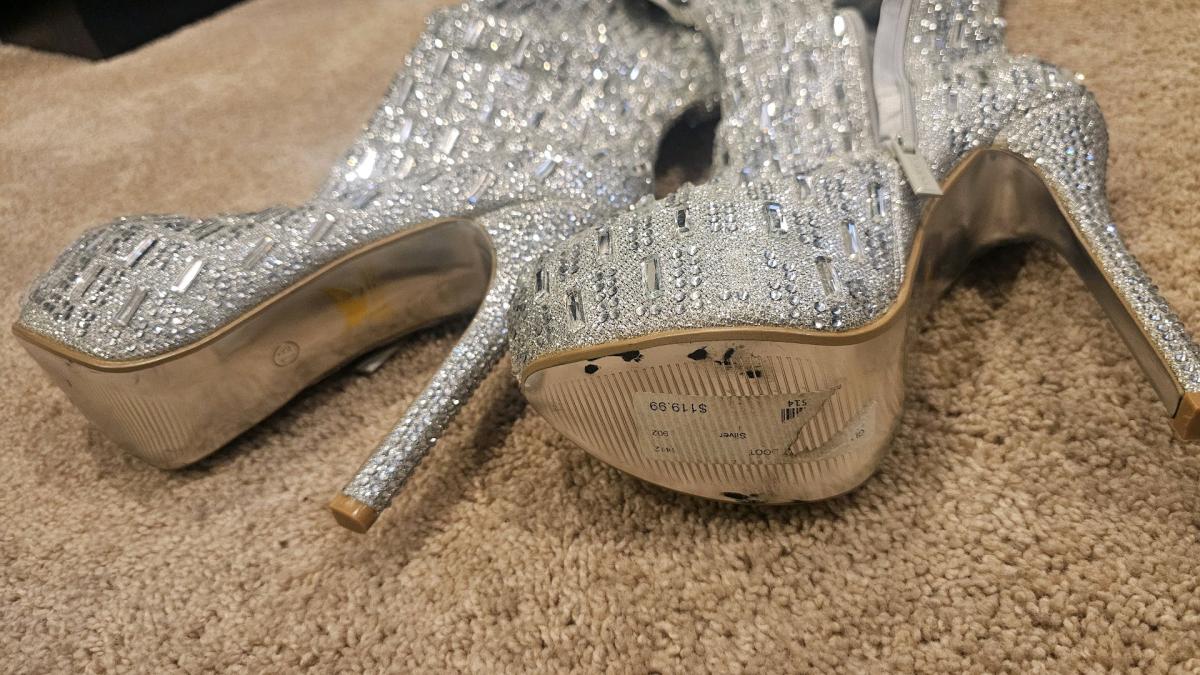 high heeled studded silver boots - South Holland, Illinois - FleaMarketBay