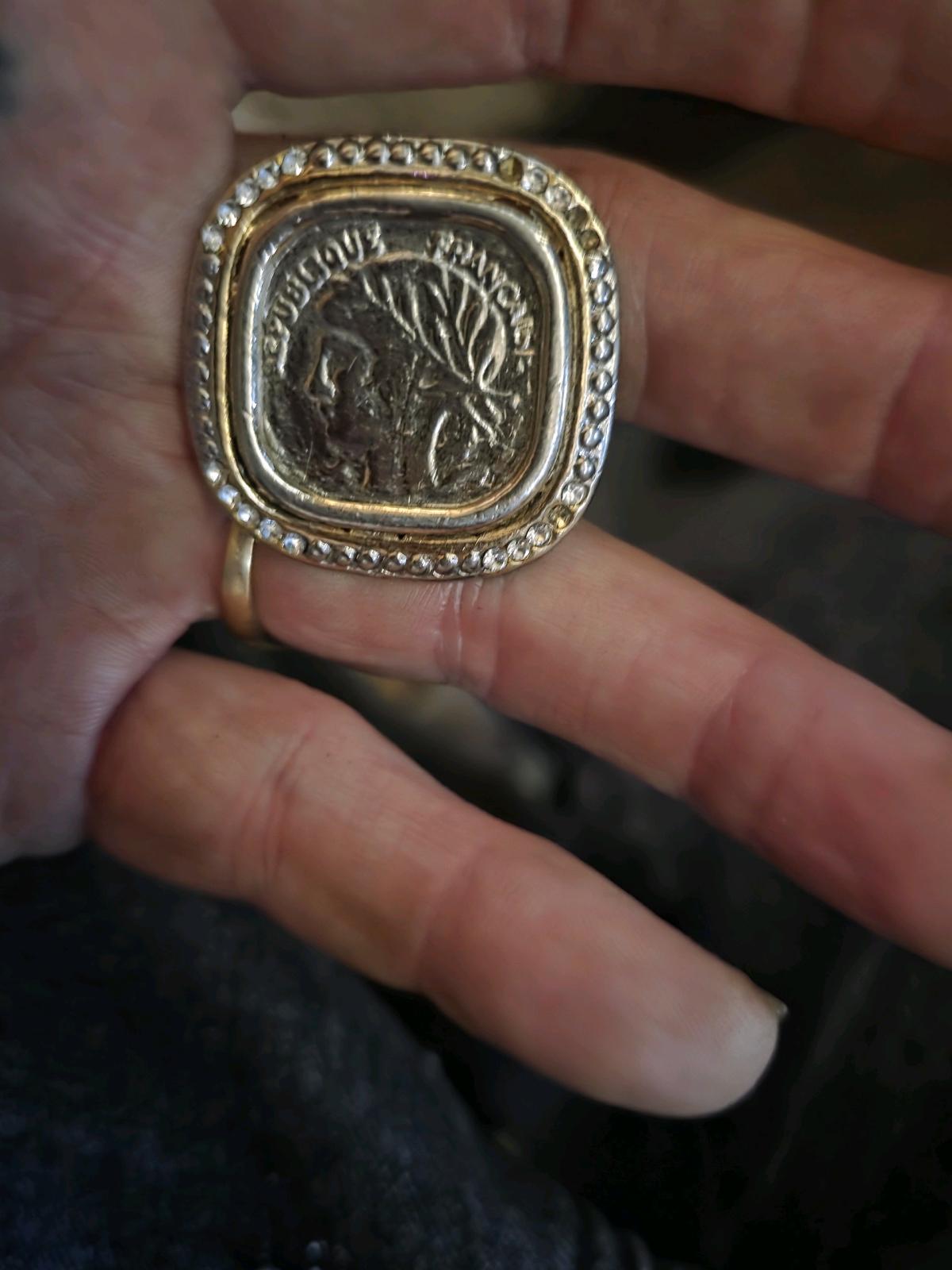 heirlooms and other mostly jewelry