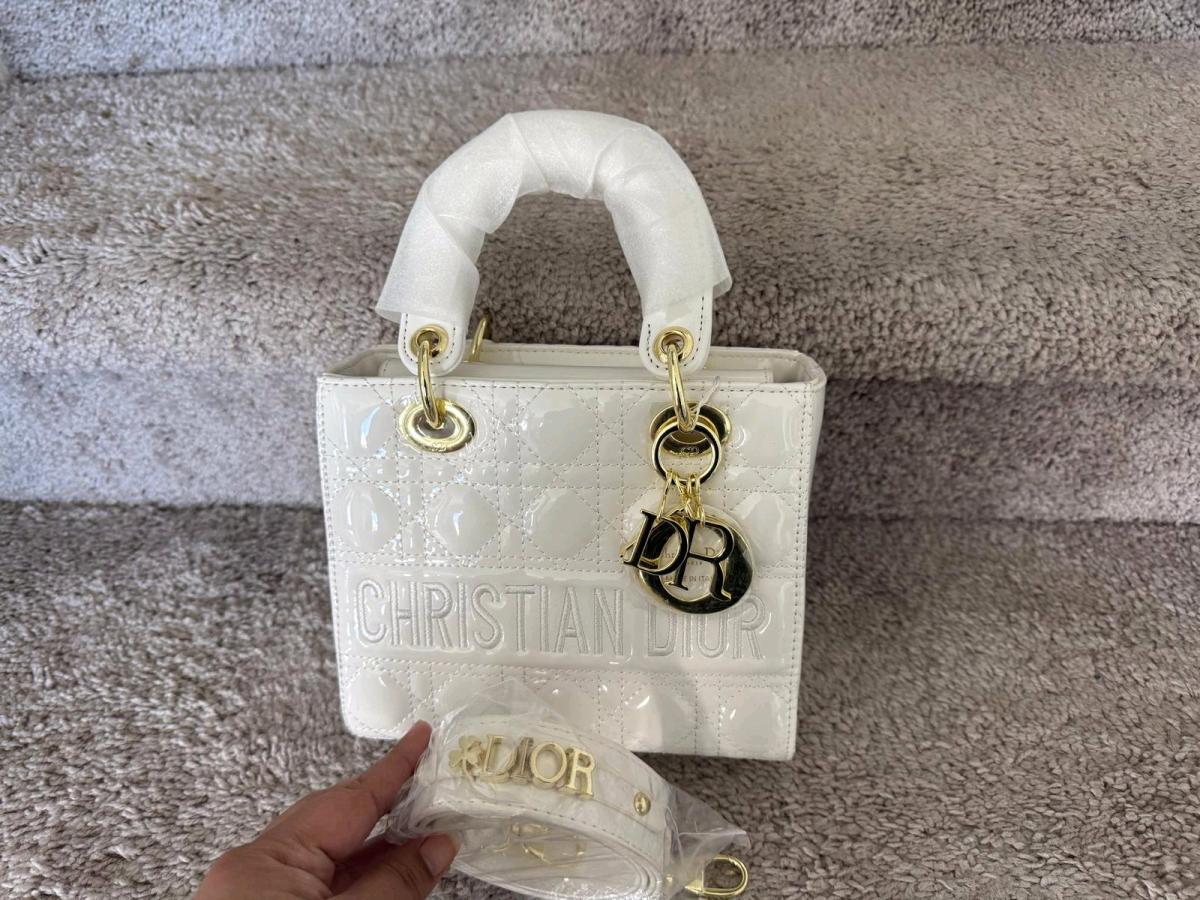 fashionable Purse - Chino, California