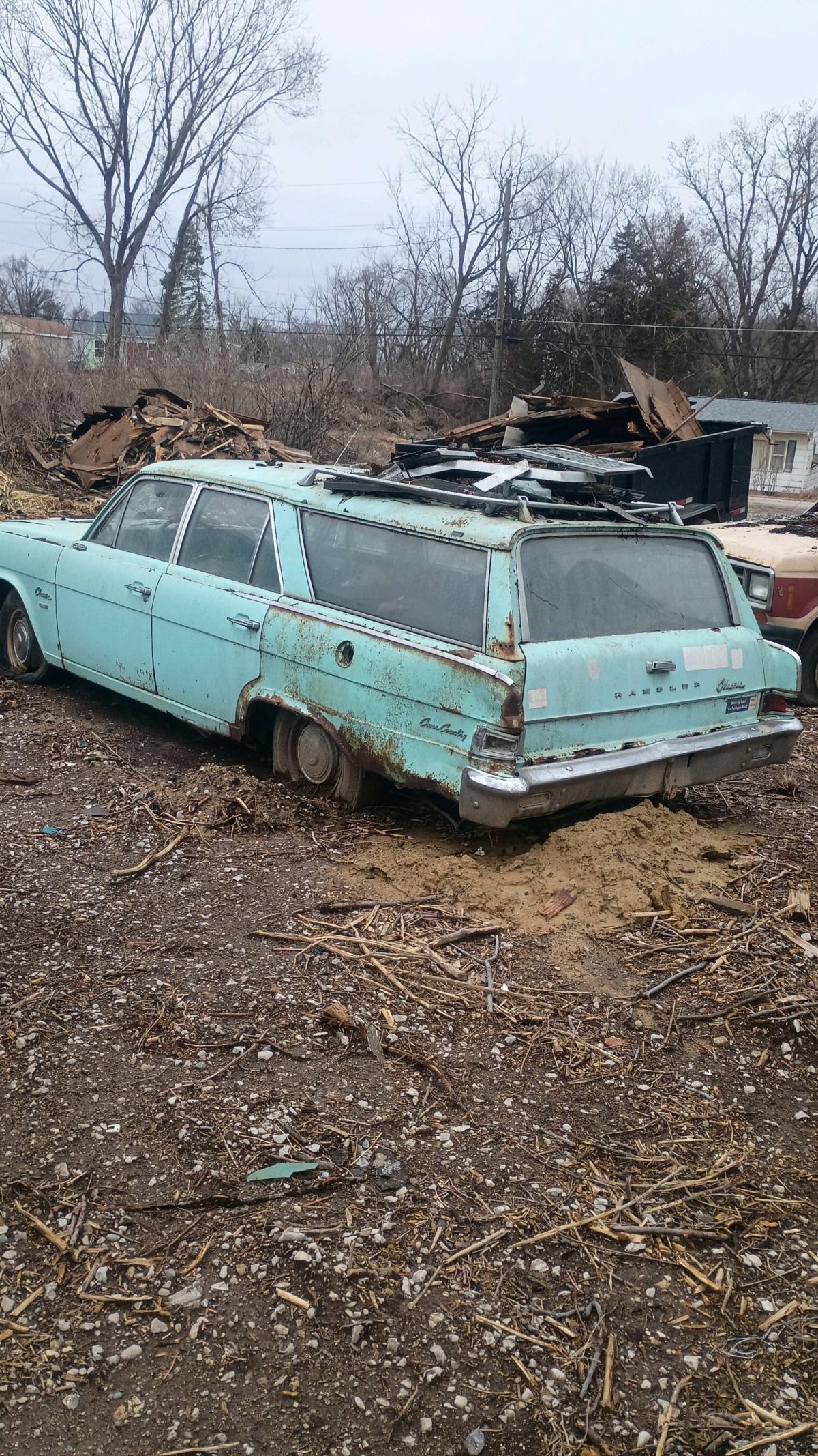 1962 wagony classic threes on the column - Davenport, Iowa - FleaMarketBay