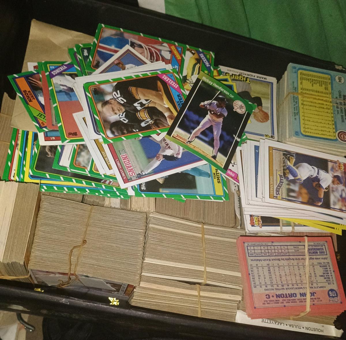 lot of over 5000vintage baseball cards 60s 70s 80s 90s 2000s - Cleveland, Texas