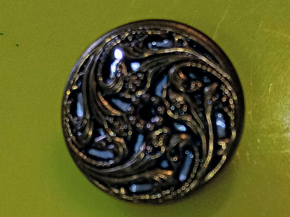 antique buttons - Elberton, Georgia - FleaMarketBay