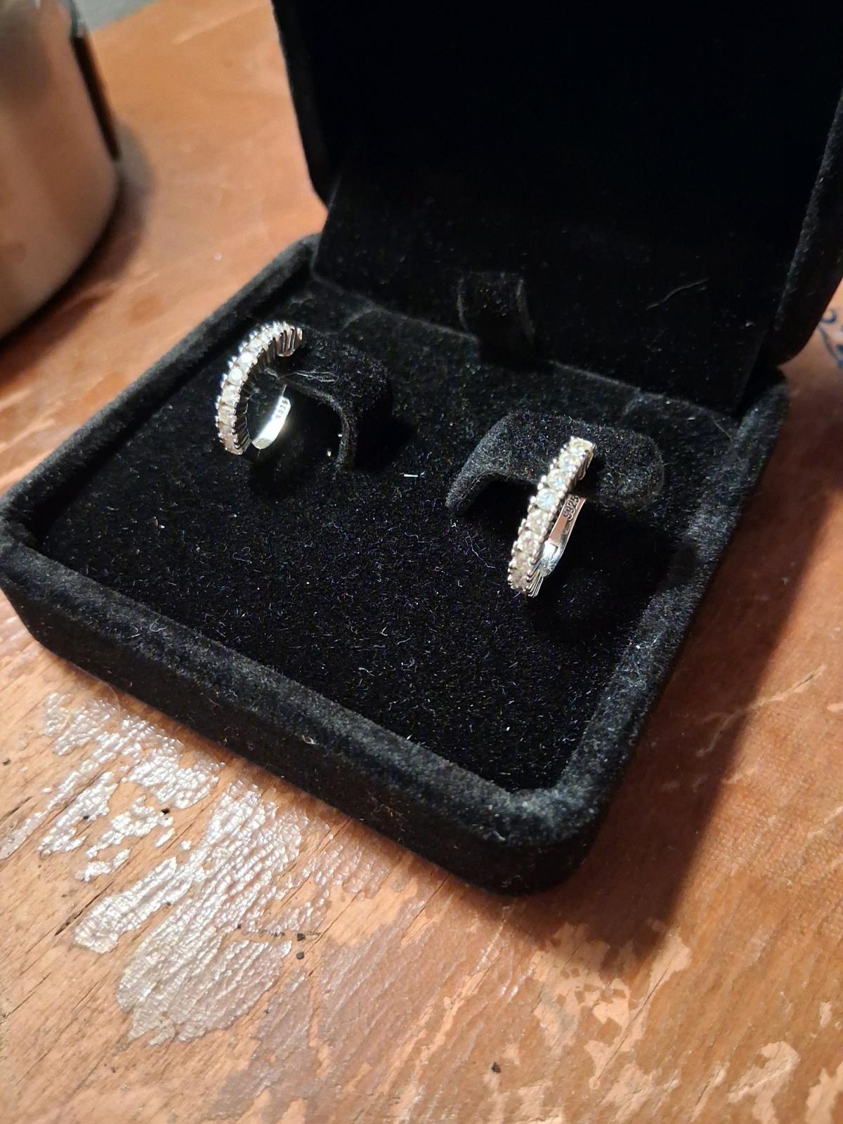 BRAND NEW 925 Silver and Moissanite earrings