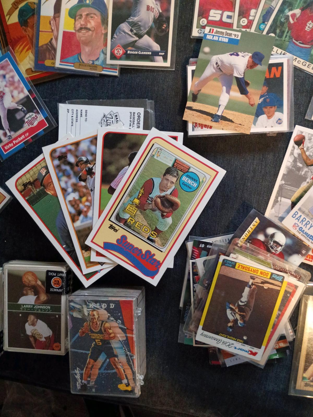 Basketball football and vintage baseball cards - Indianapolis, Indiana