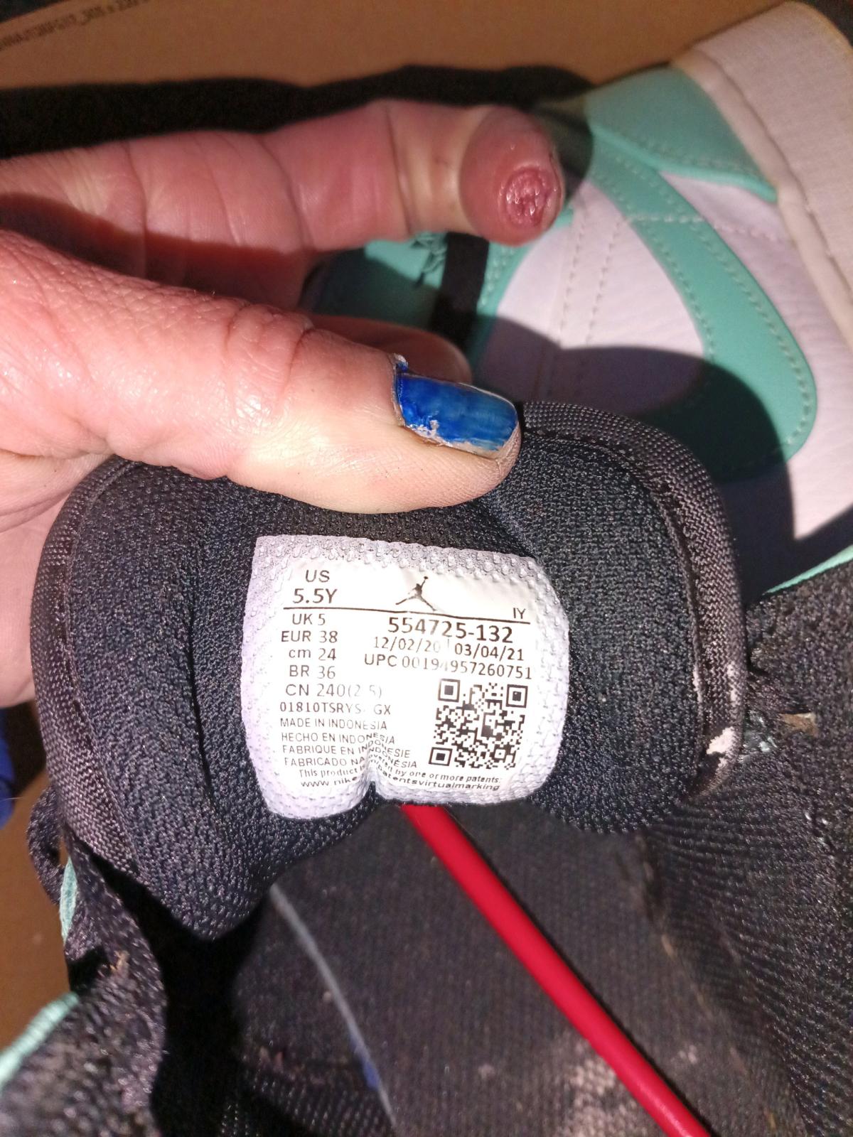 Nike Air Jordan 1 Mid GS Tropical Twist - Five Points, Alabama - FleaMarketBay