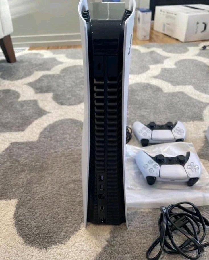 PS5 in perfect condition free to give away