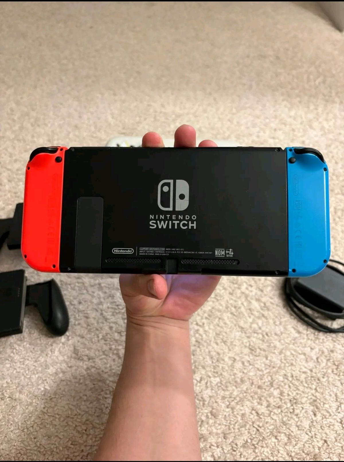 Nintendo Switch - Beloit, Wisconsin - FleaMarketBay