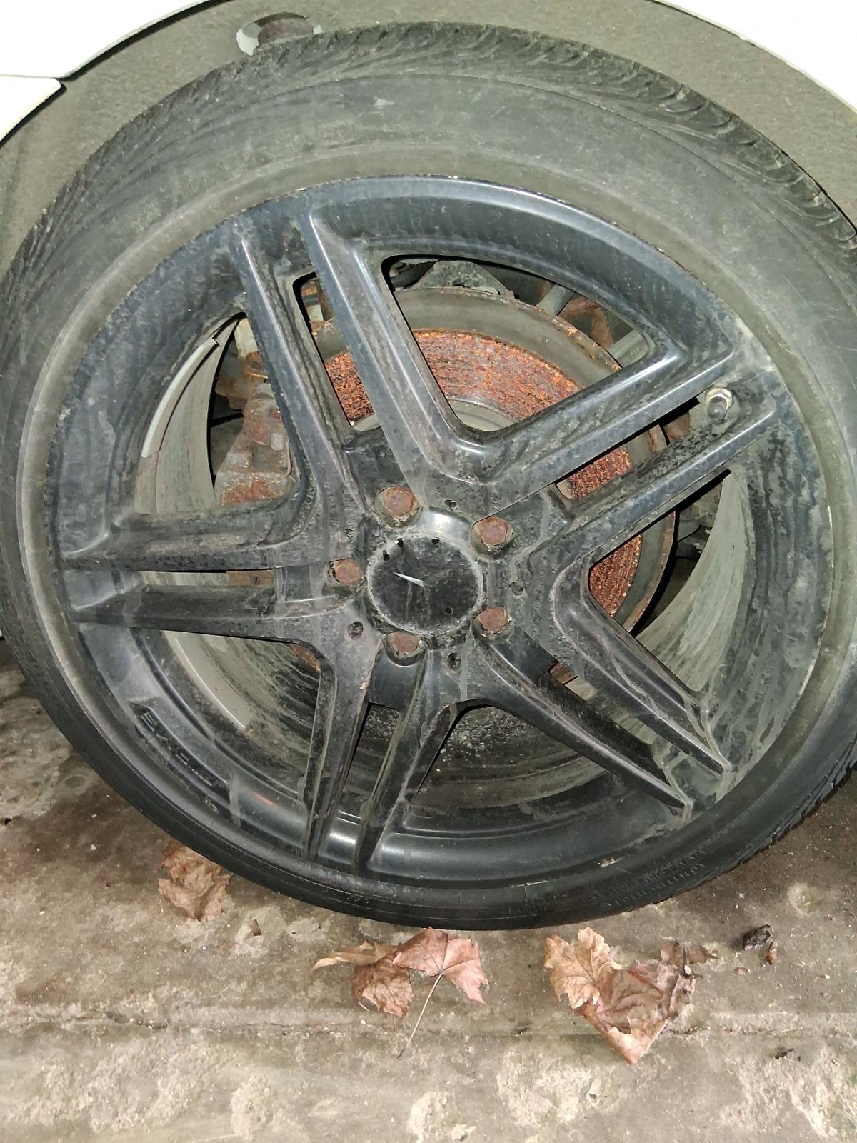 2010 Mercedes Benz CLS 300 - Cleveland, Ohio - FleaMarketBay